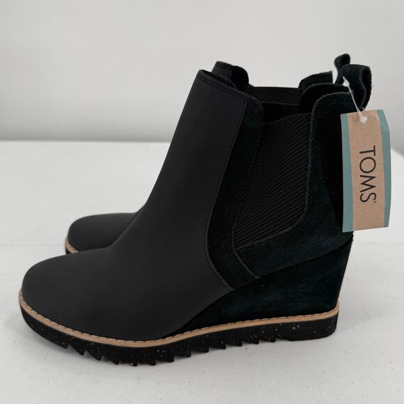 NWT TOMS Women's Maddie Black Leather Suede Wedge Heeled Boots Size 8 - Picture 1 of 10